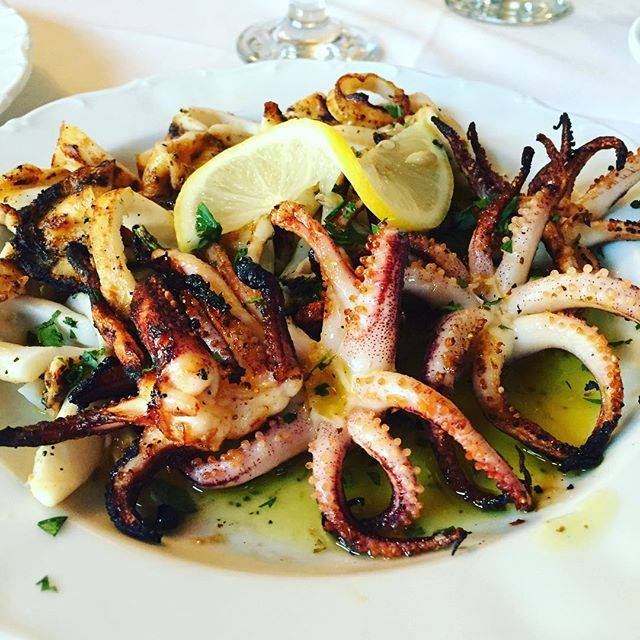 Yiasou | restaurant | 2003 Emmons Ave, Brooklyn, NY 11235, USA | 7183326064 OR +1 718-332-6064