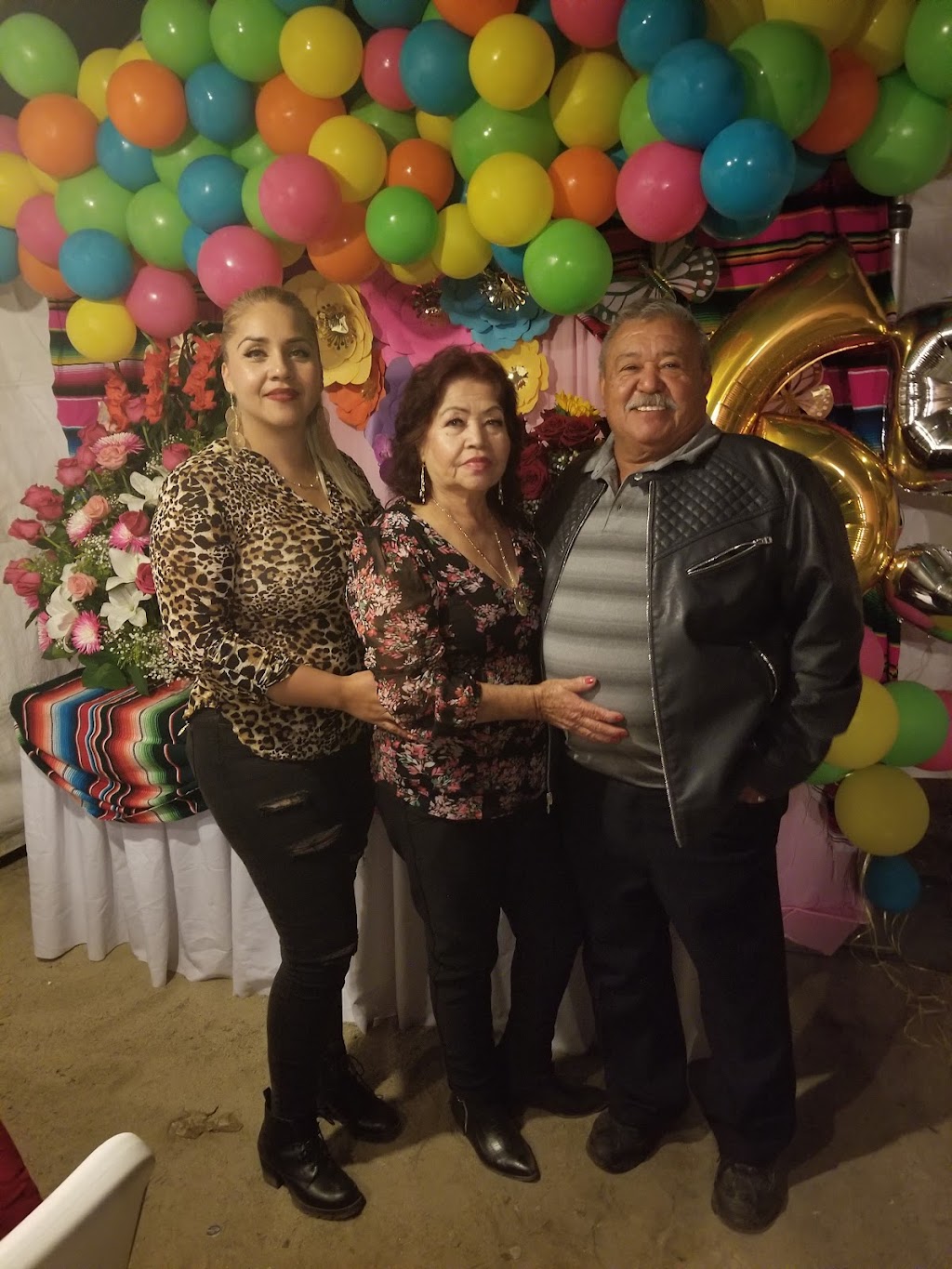 Carnitas Lindo Zapotiltic | restaurant | 623 E 110th St, Los Angeles, CA 90059, USA | 3236108609 OR +1 323-610-8609