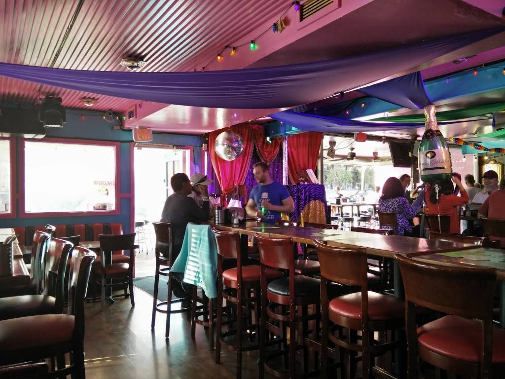 Hamburger Marys | restaurant | 8288 Santa Monica Blvd, Los Angeles, CA 90046, USA | 3236543800 OR +1 323-654-3800