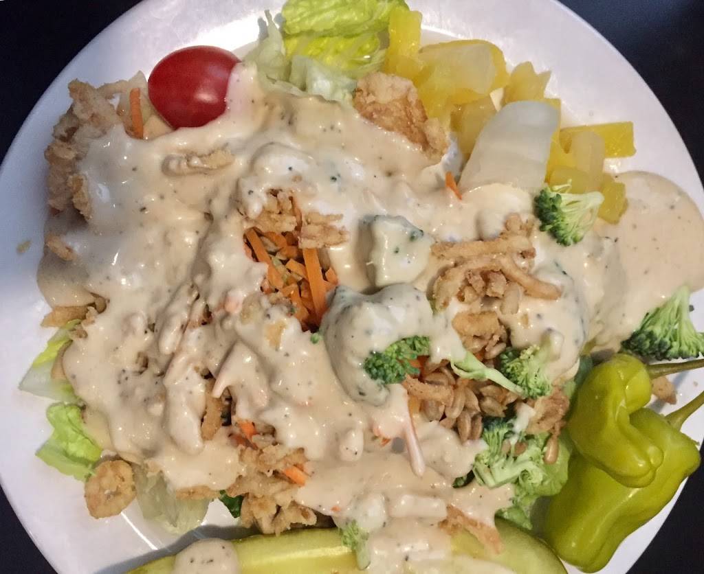 Johnny Bulls SteakHouse | restaurant | 32 Golden Leaf Dr, Louisburg, NC 27549, USA | 9194963800 OR +1 919-496-3800