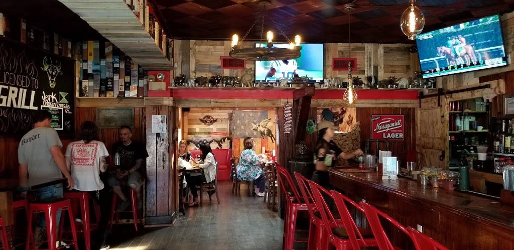 Corner House BBQ | restaurant | 100 Lincoln Ave, Staten Island, NY 10306, USA | 7189871227 OR +1 718-987-1227