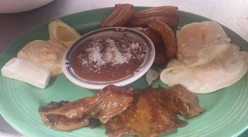 Pupuseria Dona Marta | restaurant | 1020 Seven Oaks Blvd #C, Bridge City, LA 70094, USA | 5044368179 OR +1 504-436-8179