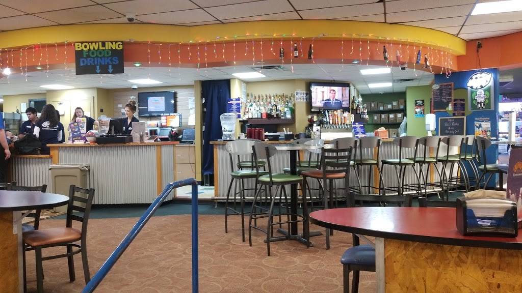 Chippers Lanes | restaurant | 100 Nickel St, Broomfield, CO 80020, USA | 3034669700 OR +1 303-466-9700