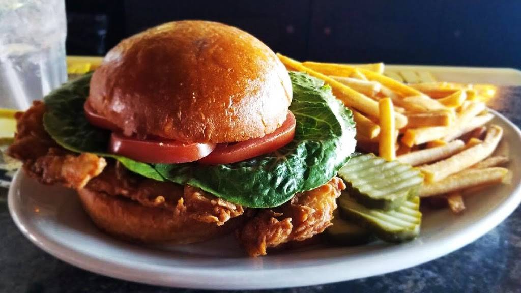 The Office Neighborhood Pub | restaurant | 4460 Horseshoe Bend Pkwy, Lake Ozark, MO 65049, USA | 5736931555 OR +1 573-693-1555