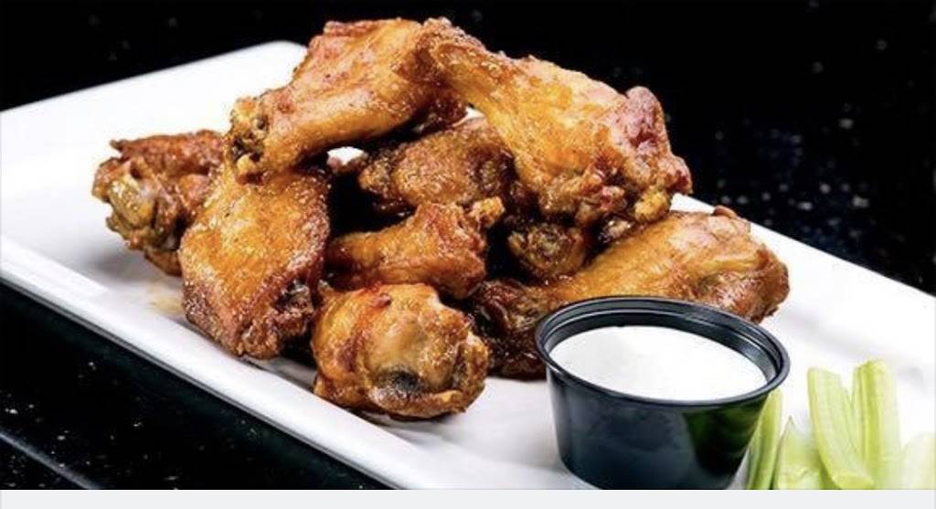 I’m Soul Hungry | restaurant | 2043 Howard St, Chicago, IL 60645, USA | 7739618379 OR +1 773-961-8379