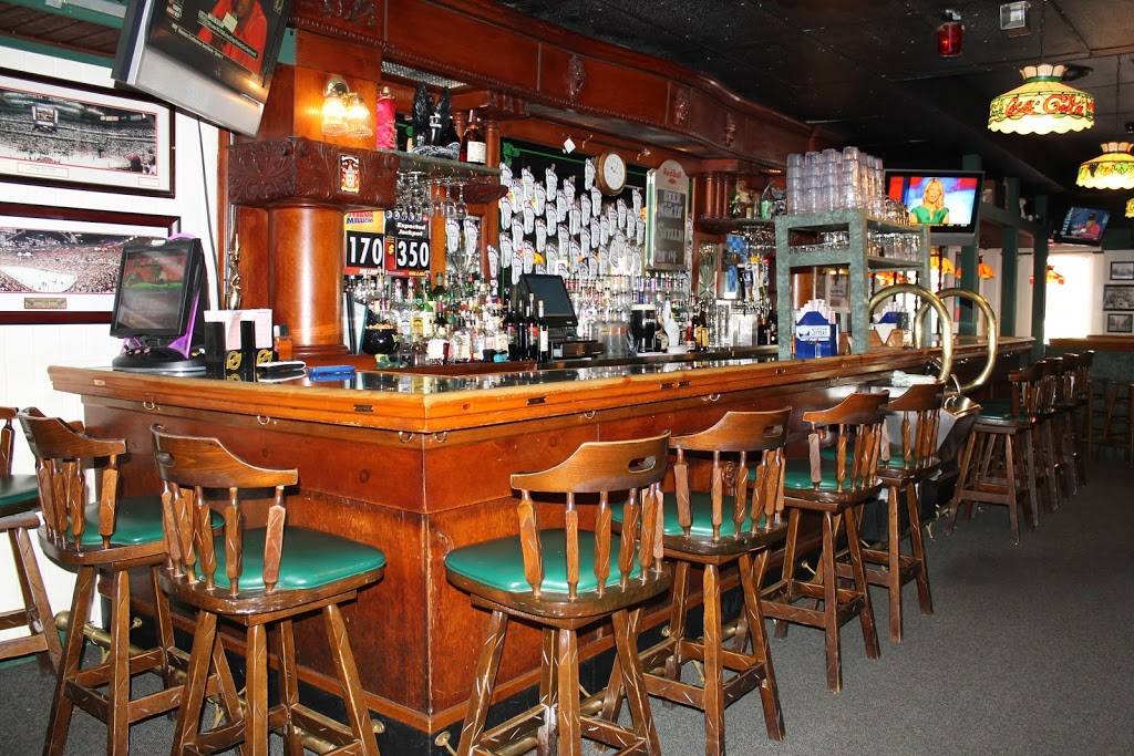 Stellas Black Dog Tavern | restaurant | 860 Fralick St, Plymouth, MI 48170, USA | 7342079656 OR +1 734-207-9656