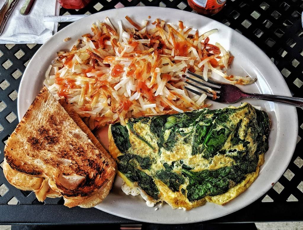 Michaels AM | restaurant | 1562 Akron Peninsula Rd # 120, Akron, OH 44313, USA | 3309293447 OR +1 330-929-3447