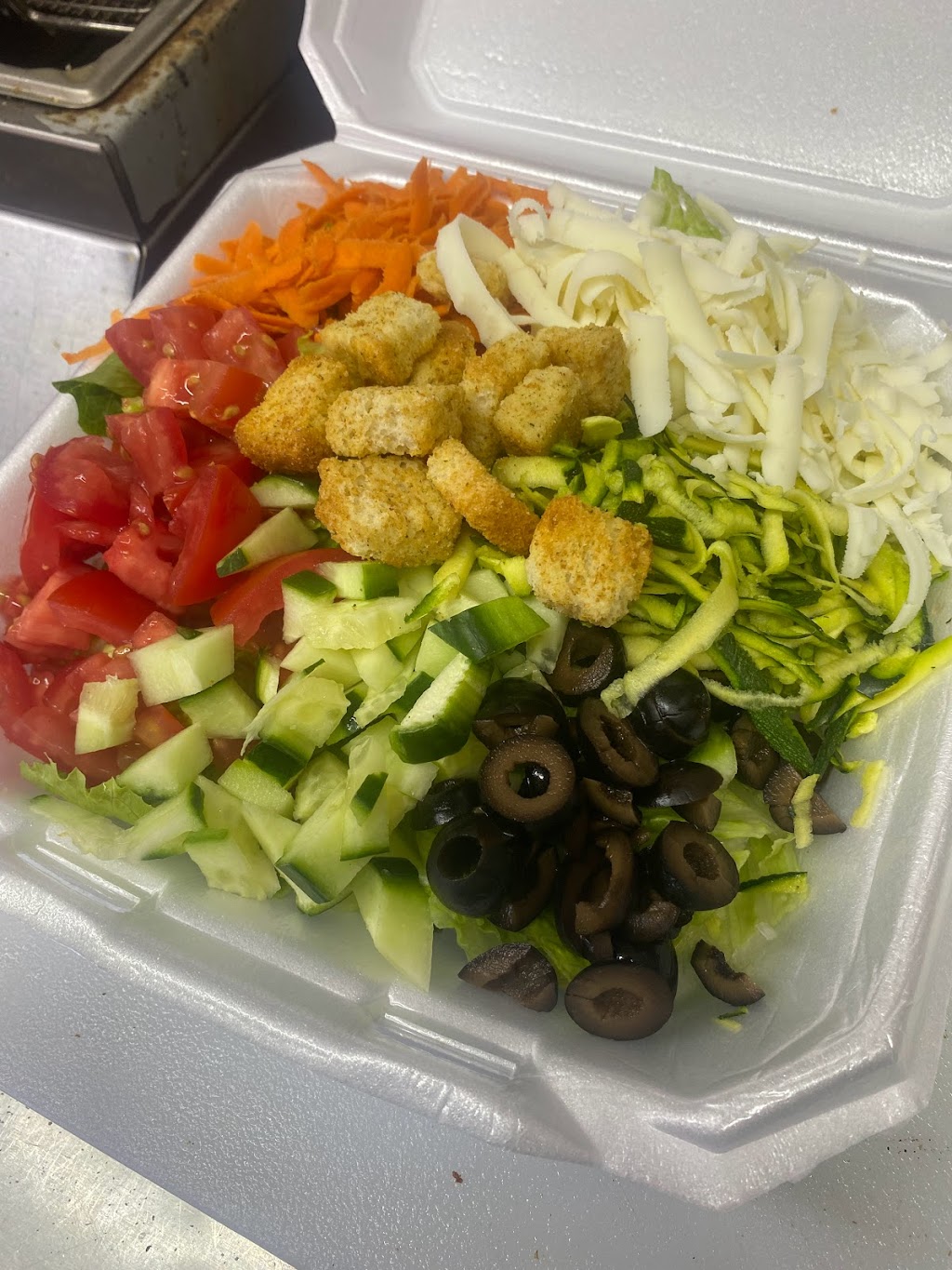 Camaradas italian truck | restaurant | 715 N Riverside Dr, Española, NM 87532, USA | 5059303065 OR +1 505-930-3065