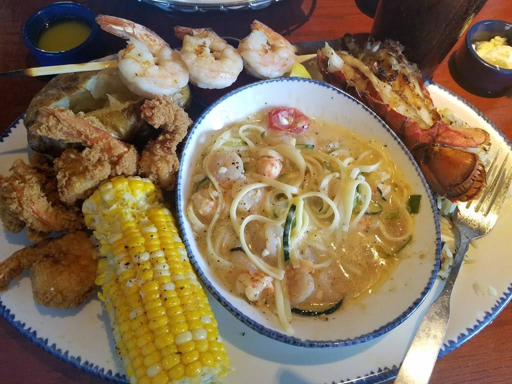 Red Lobster | restaurant | 110 Ludwig Dr, Fairview Heights, IL 62208, USA | 6183979251 OR +1 618-397-9251