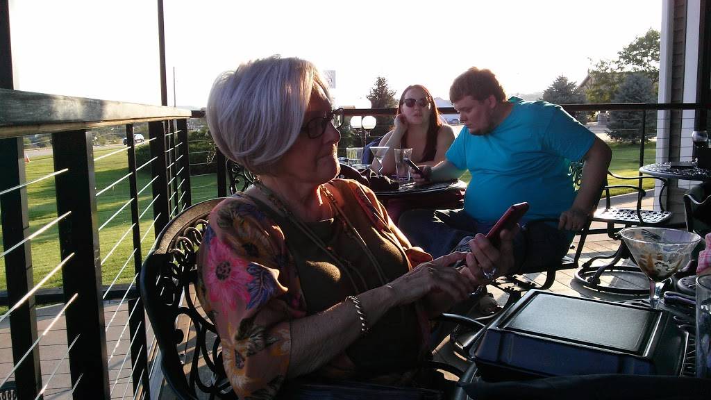 Gilanellas | restaurant | 2024 2nd Ave, Port Byron, IL 61275, USA | 3095395275 OR +1 309-539-5275