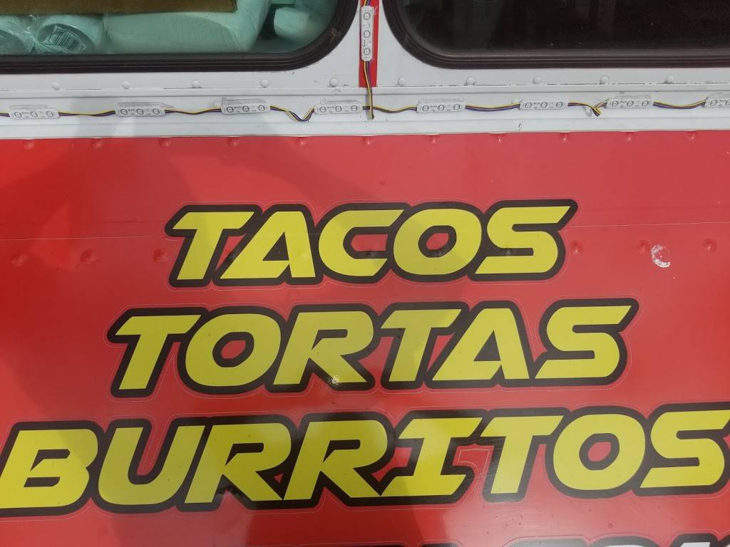 Panchitos Tacos Truck | restaurant | 4900 W Gladys Ave, Chicago, IL 60644, USA | 7735745964 OR +1 773-574-5964