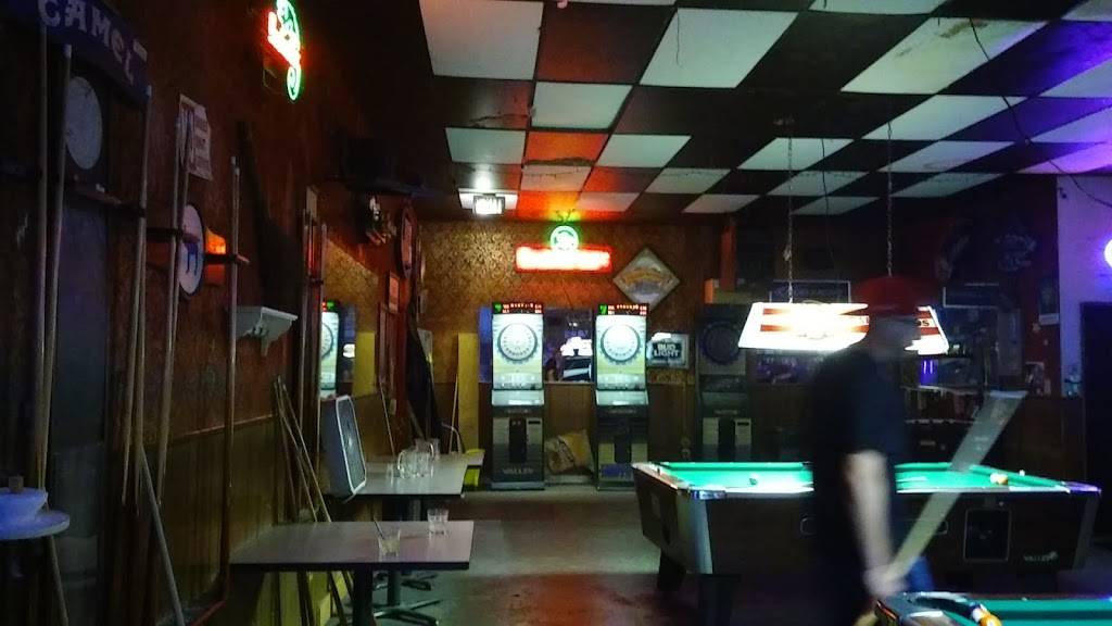 Hy Roy Lounge | restaurant | 5050 Heil Ave, Huntington Beach, CA 92649, USA | 7148469750 OR +1 714-846-9750