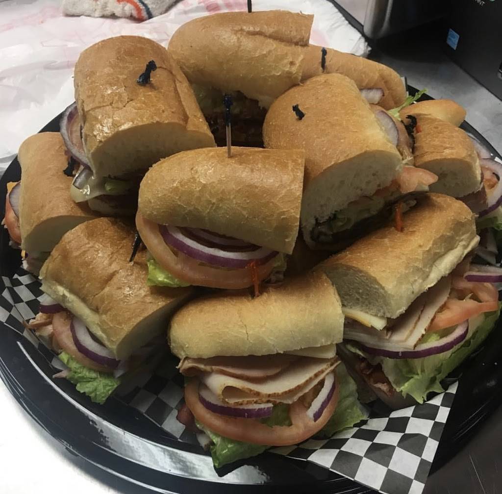 Bread Bowl Deli | restaurant | 32247 Mound Rd, Warren, MI 48092, USA | 5865539172 OR +1 586-553-9172