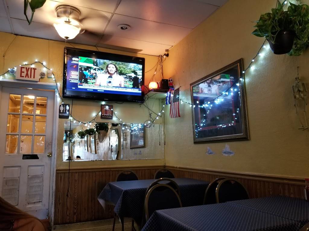 El Pulgarcito Restaurant | restaurant | 3838 Mt Vernon Ave, Alexandria, VA 22305, USA | 7035494549 OR +1 703-549-4549