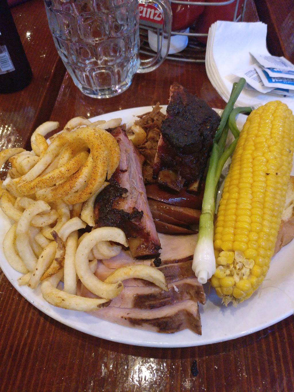 Earls Rib Palace | restaurant | 2121 S Broadway, Edmond, OK 73013, USA | 4057151166 OR +1 405-715-1166