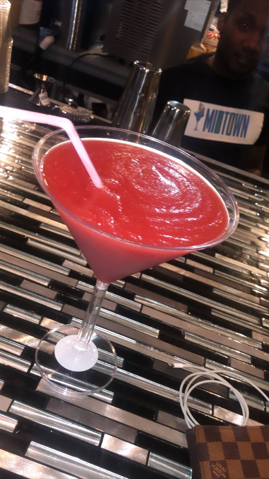 Mid-Town Daiquiri Bar & Grill | restaurant | 4376 Log Cabin Dr, Macon, GA 31204, USA | 4782070597 OR +1 478-207-0597