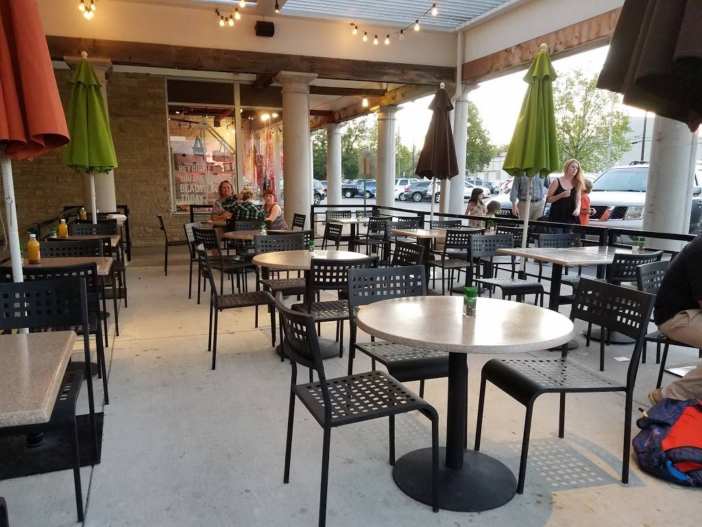 Zoës Kitchen | restaurant | 6025 TN-100, Nashville, TN 37205, USA | 6153562009 OR +1 615-356-2009