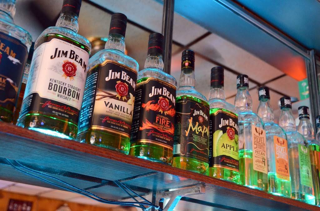 Gold Room Bar & Grill | night club | 249 N Main St, Galena, IL 61036, USA | 8158585973 OR +1 815-858-5973