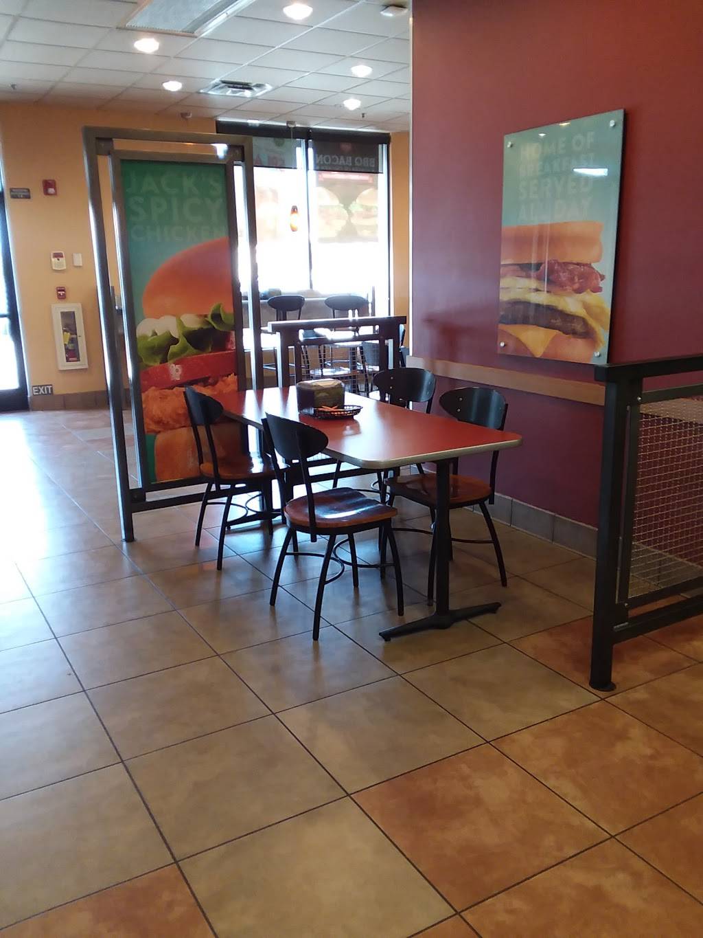 Jack in the Box | restaurant | 11285 Sierra Ave, Fontana, CA 92337, USA | 9094283289 OR +1 909-428-3289