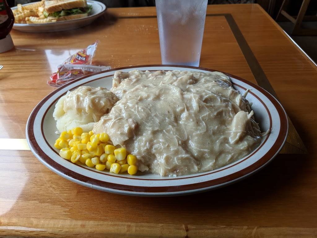 Newarks Country Kitchen | restaurant | 307 IL-71, Newark, IL 60541, USA | 8156959599 OR +1 815-695-9599