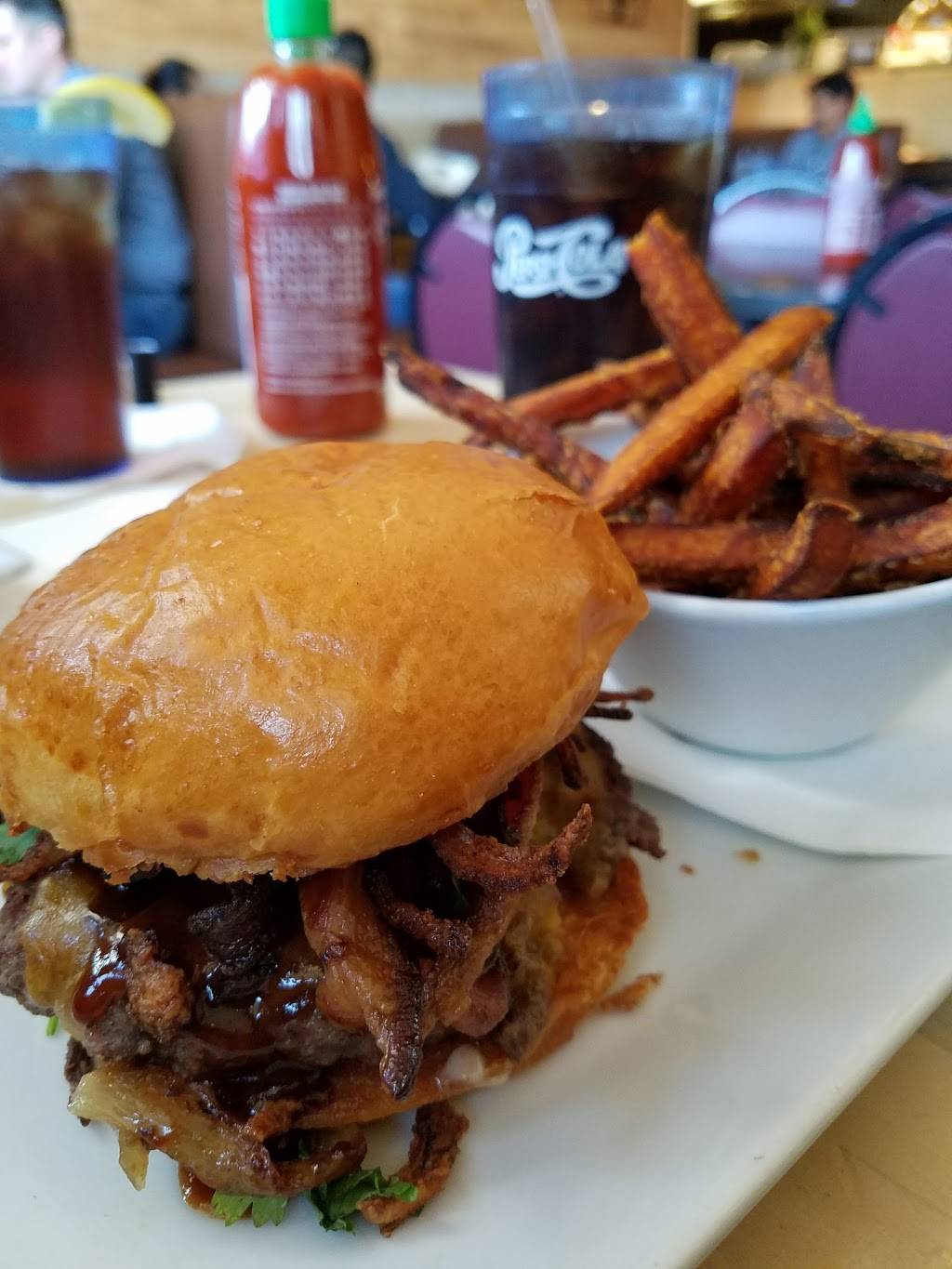 Boka Grill | restaurant | 2557 Sheila Ln, Richmond, VA 23225, USA | 8049282652 OR +1 804-928-2652