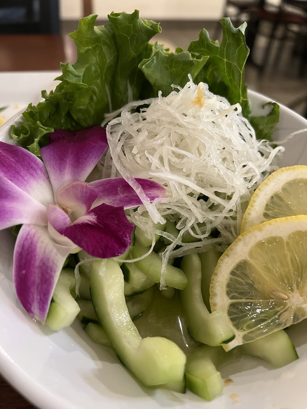 Umi Sushi | restaurant | 7310 Crater Lake Hwy, White City, OR 97503, USA | 5418790795 OR +1 541-879-0795