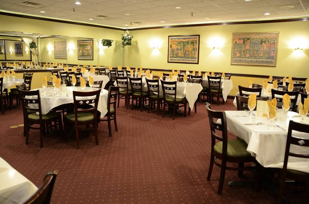 Shalimar Indian Restaurant | restaurant | 1850 S Hurstbourne Pkwy #125, Louisville, KY 40220, USA | 5024938899 OR +1 502-493-8899