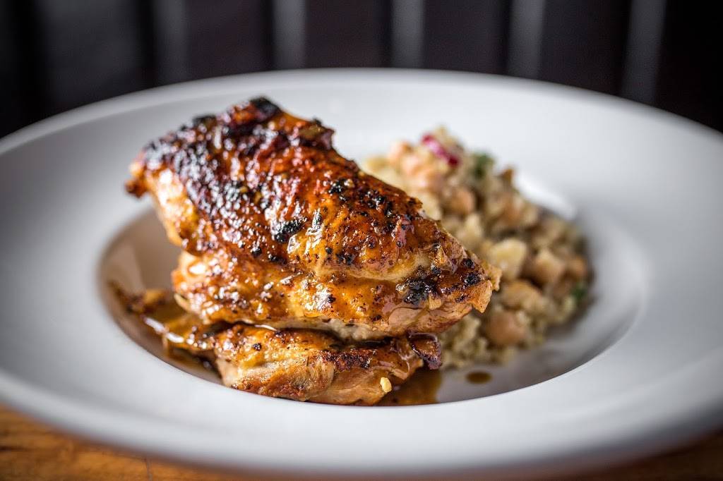 Doc Bs Restaurant + Bar | restaurant | 100 E Walton St, Chicago, IL 60611, USA | 3126261300 OR +1 312-626-1300