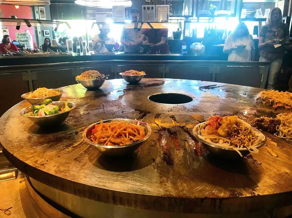 Mongolian Village Grill East | restaurant | 1980 Ogilvie Rd, Gloucester, ON K1J 9L3, Canada | 6137467287 OR +1 613-746-7287