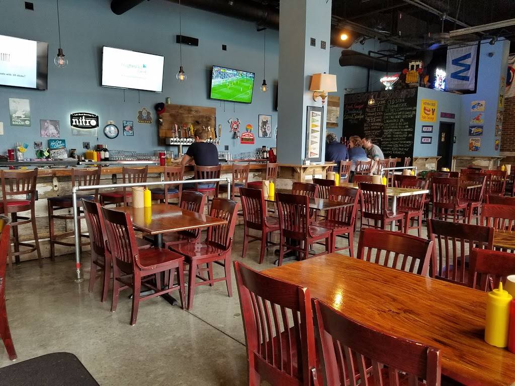 Fat Dans Deli | restaurant | 410 E Michigan St, Indianapolis, IN 46204, USA | 3176003008 OR +1 317-600-3008