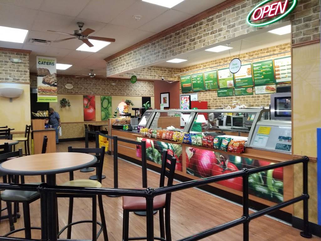 Subway Restaurants | restaurant | 15205 W Greenfield Ave, New Berlin, WI 53151, USA | 2625056110 OR +1 262-505-6110