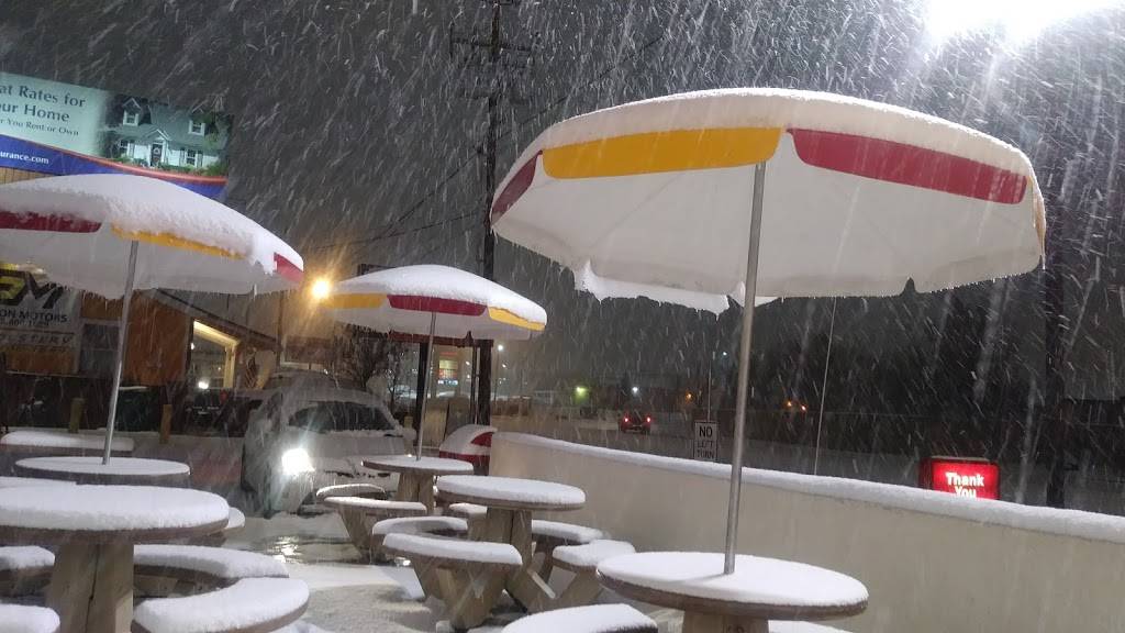 Wienerschnitzel | restaurant | 2090 Mill St, Reno, NV 89502, USA | 7753222744 OR +1 775-322-2744