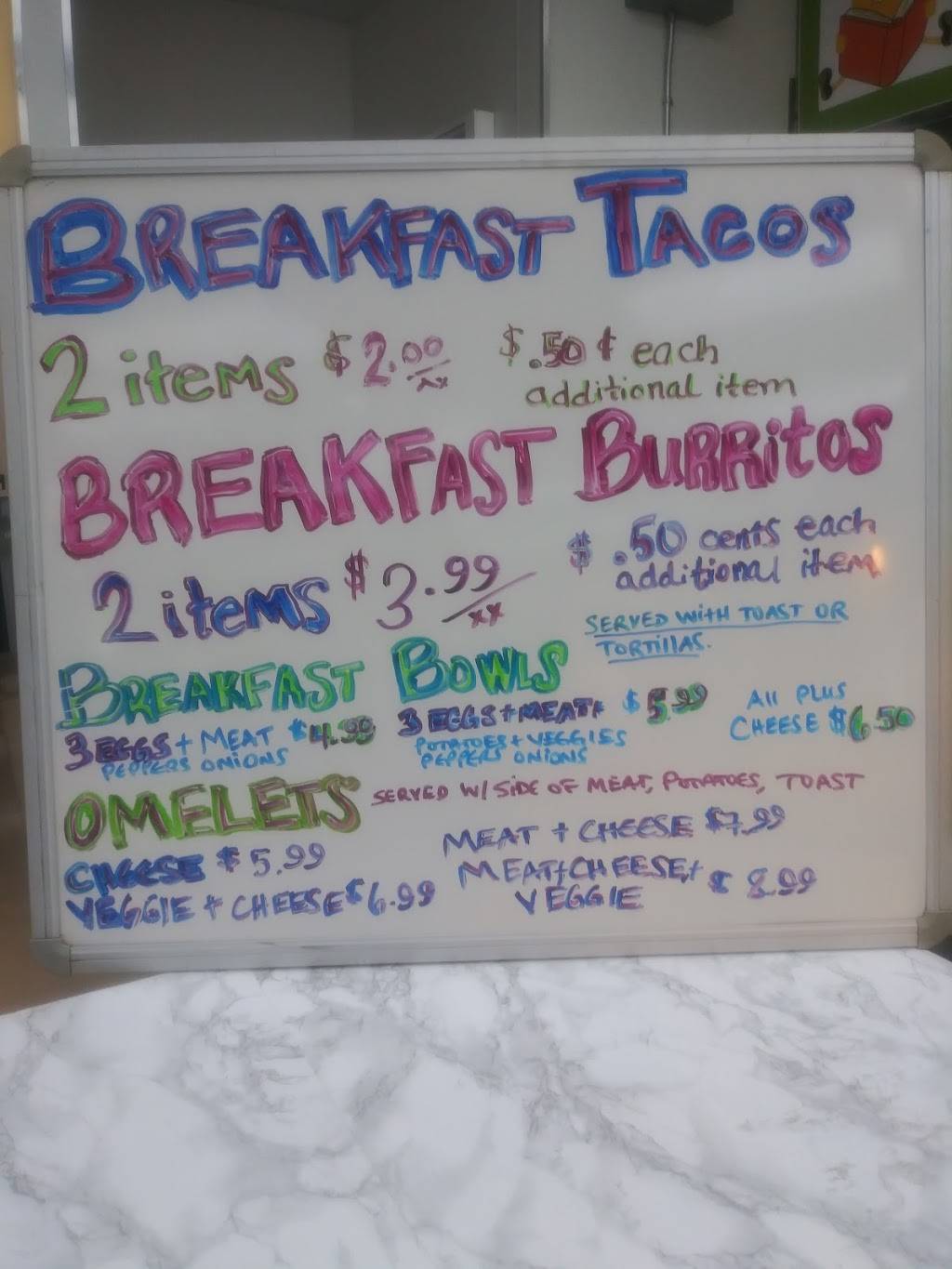 The Square Egg | restaurant | 601 N Main St, Belton, TX 76513, USA | 2544937931 OR +1 254-493-7931