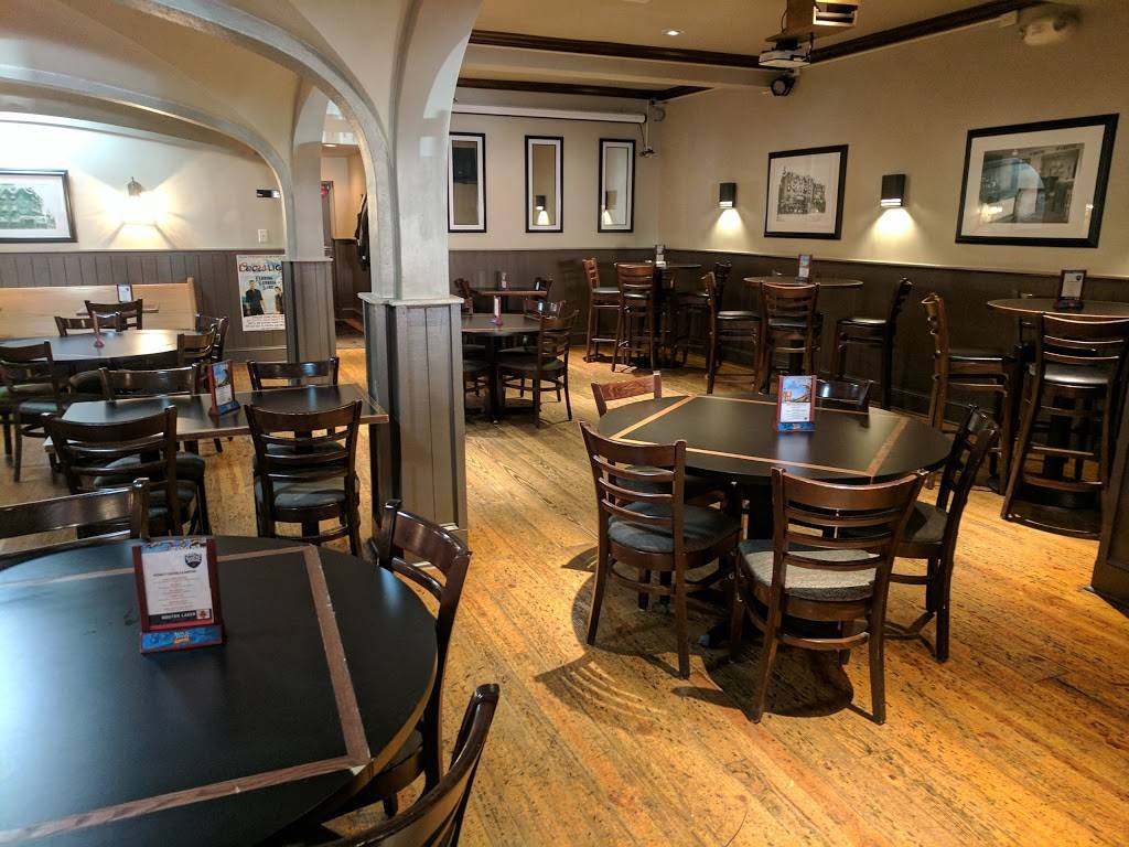 Alibis Eatery & Spirits | restaurant | 10 N Pitt St, Carlisle, PA 17013, USA | 7174624629 OR +1 717-462-4629