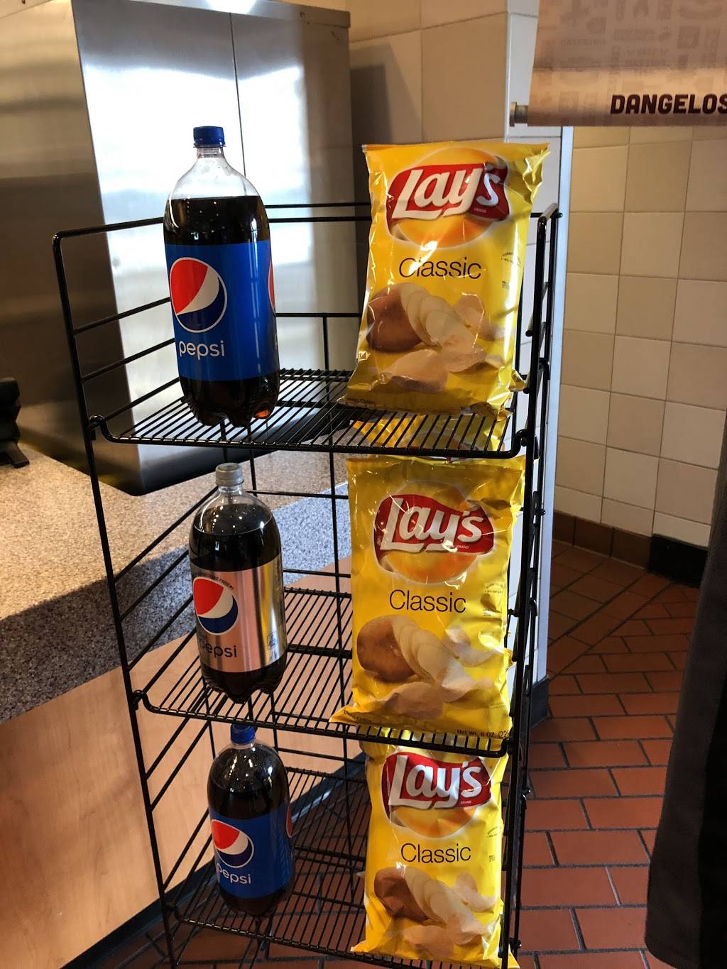 Papa Ginos | restaurant | 385 Broadway, Saugus, MA 01906, USA | 7812334419 OR +1 781-233-4419