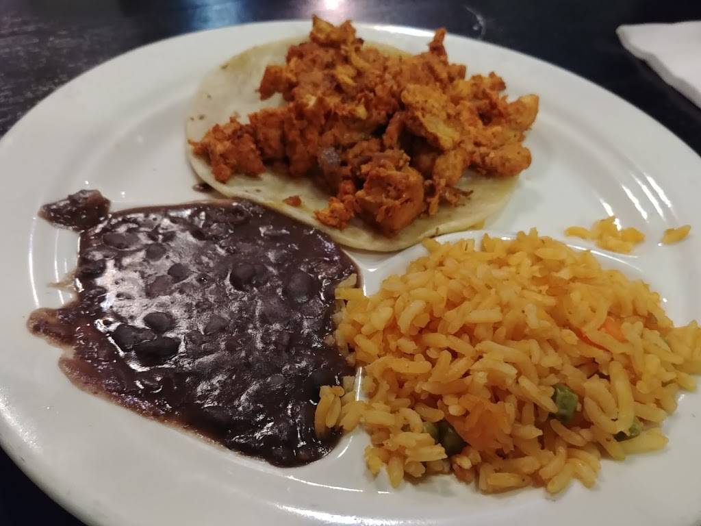 Xclusive Taqueria Moderna | restaurant | 1701 Corporate Dr Suite C8, Ladera Ranch, CA 92694, USA | 9493393545 OR +1 949-339-3545