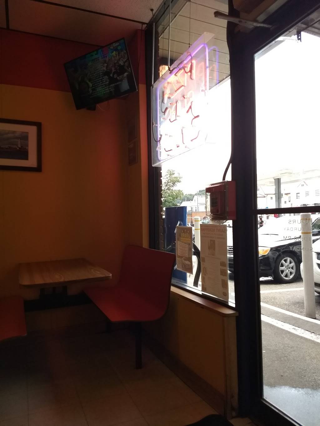 Winthrop House of Pizza | restaurant | 48 Revere St, Winthrop, MA 02152, USA | 6178466669 OR +1 617-846-6669