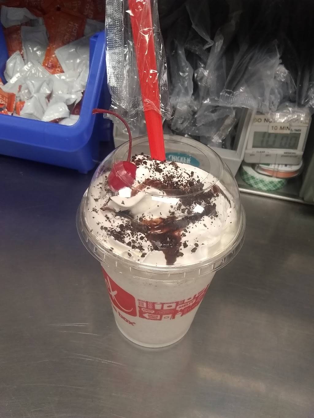 Jack in the Box | restaurant | 820 N Harbor Blvd, Santa Ana, CA 92703, USA | 7145541692 OR +1 714-554-1692