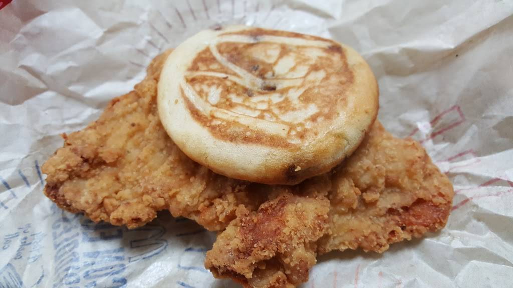 McDonalds | cafe | 6220 Lee Hwy, Chattanooga, TN 37421, USA | 4238921976 OR +1 423-892-1976