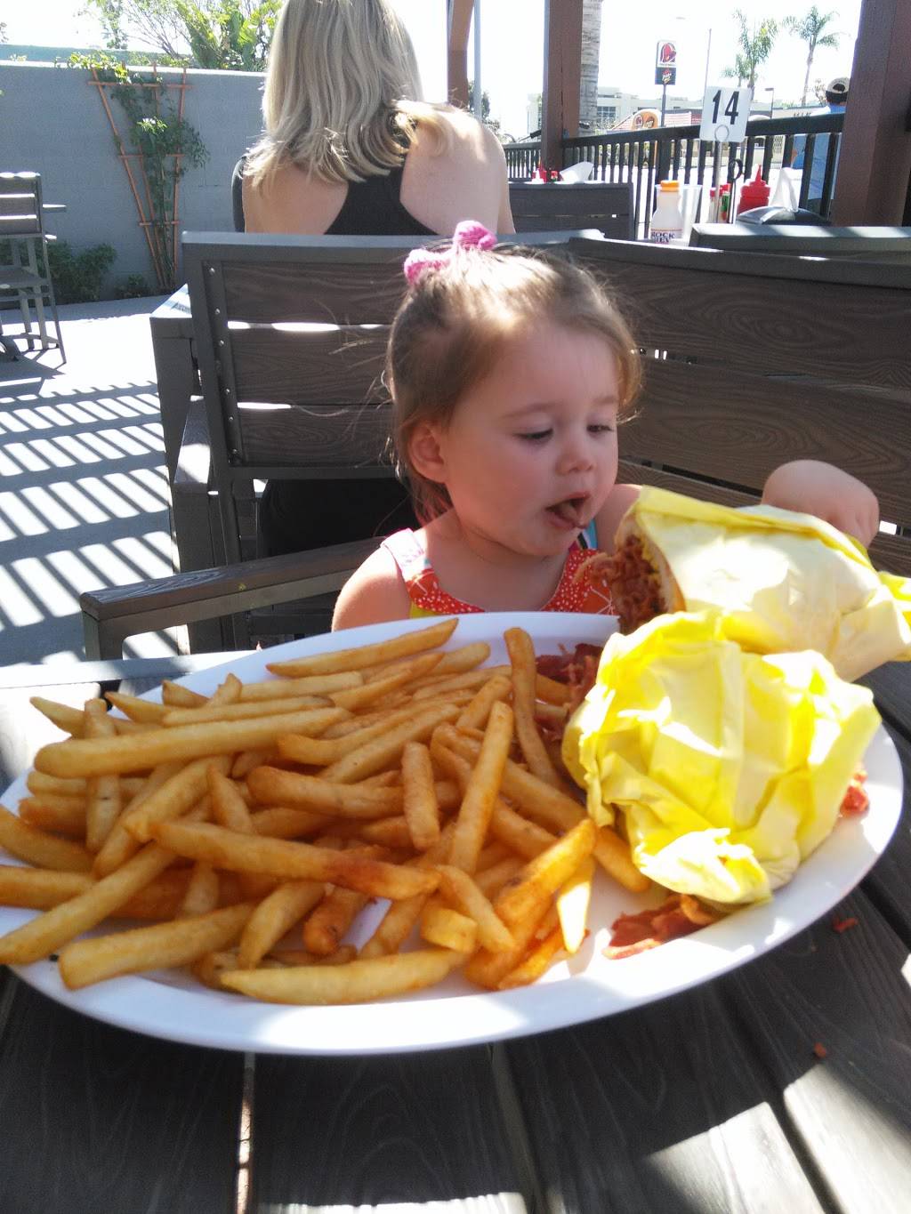 Lomitas Best | restaurant | 2087 Lomita Blvd, Lomita, CA 90717, USA | 4242634739 OR +1 424-263-4739