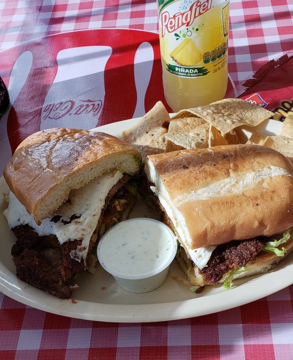 Algo Bien Tortas Botanas | restaurant | 2006 Ocean View Blvd, San Diego, CA 92113, USA | 6194144157 OR +1 619-414-4157