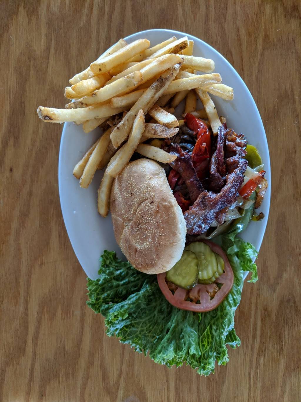 Off The Hook Restaurant and Bar | restaurant | 1 NJ-36, Highlands, NJ 07732, USA | 7328722006 OR +1 732-872-2006