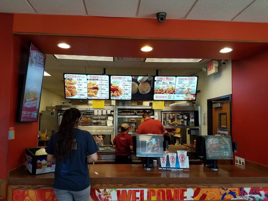 Popeyes Louisiana Kitchen | restaurant | 1561 Euclid Ave, San Diego, CA 92105, USA | 6195276565 OR +1 619-527-6565