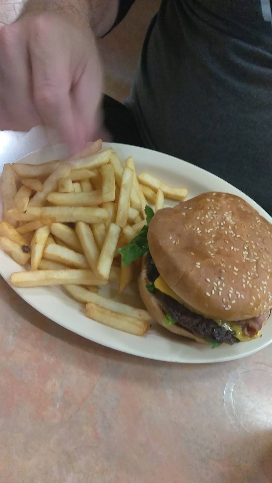 Pupuseria La Libertad | restaurant | 8101 S Central Ave, Los Angeles, CA 90001, USA | 3235899006 OR +1 323-589-9006