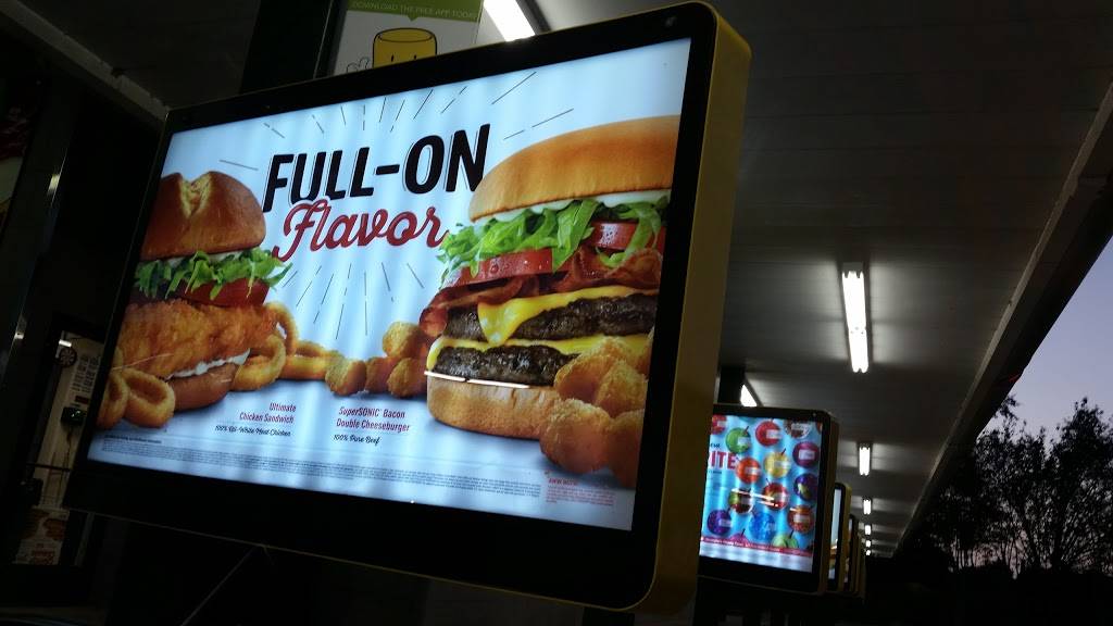 Sonic Drive-In | restaurant | 2434 ONeal Ln, Baton Rouge, LA 70816, USA | 2257511171 OR +1 225-751-1171