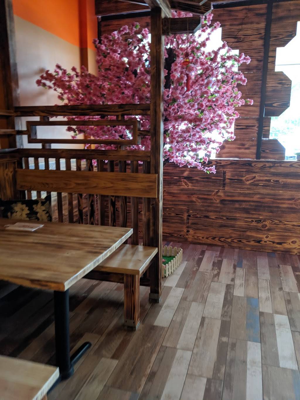 Yama Sushi Roll House | restaurant | 2040 Coliseum Dr Unit A25, Hampton, VA 23666, USA | 7578389666 OR +1 757-838-9666