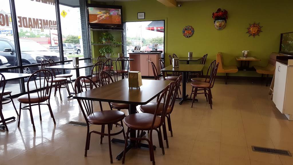 Chris Ice Cream | restaurant | 1405 E 86th St, Indianapolis, IN 46240, USA | 3172552156 OR +1 317-255-2156