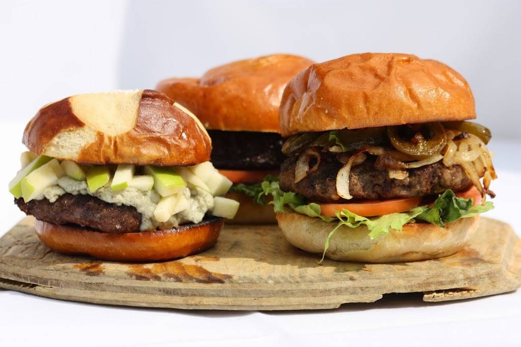 Freight Yard Restaurant & Pub | meal takeaway | 1 Furnace St, Heritage State Park Building 3, North Adams, MA 01247, USA | 4136636547 OR +1 413-663-6547