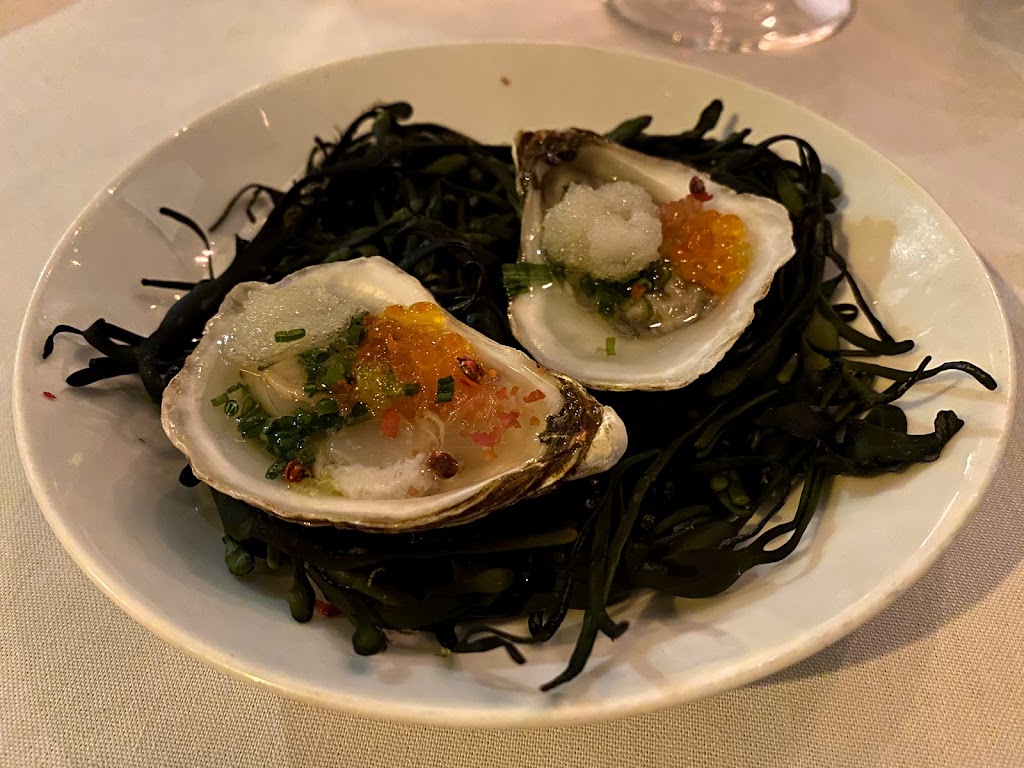 Brindille | restaurant | 534 N Clark St, Chicago, IL 60654, USA | 3125951616 OR +1 312-595-1616