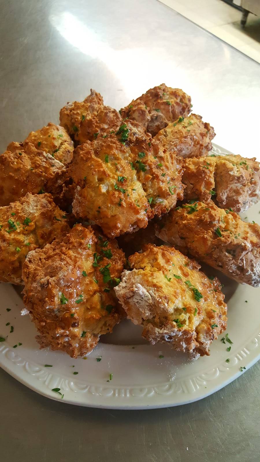 Red Horse Steak House | restaurant | 996 W Patrick St, Frederick, MD 21703, USA | 3016633030 OR +1 301-663-3030